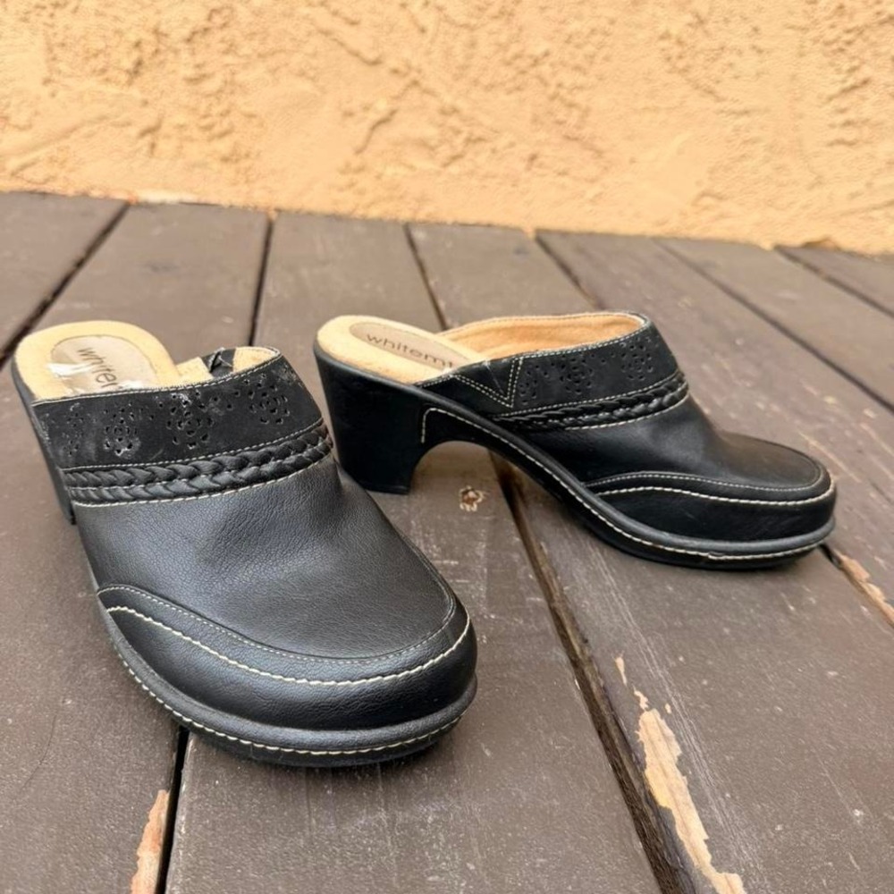 White mountain Black leather clogs with a chunky heel and floral details